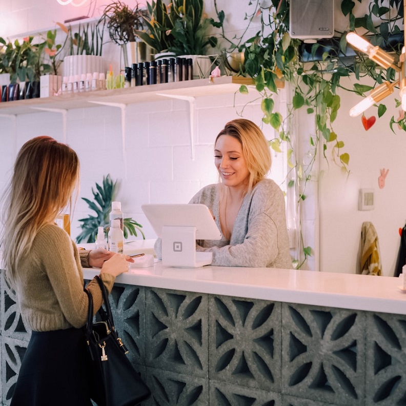 Los protocolos de servicio en la experiencia del cliente